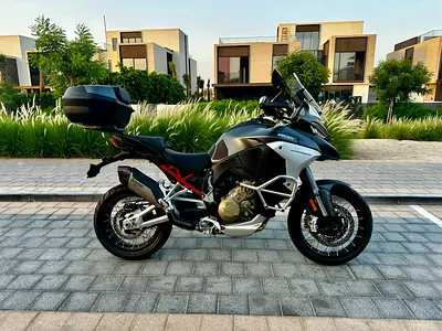 2022 Ducati Multistrada V4S GCC 8Tkm only