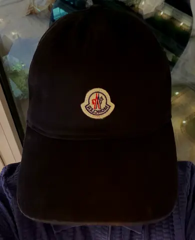 Moncler Black Baseball Unisex Cap – Logo Patch – Adjustable – Good Condition