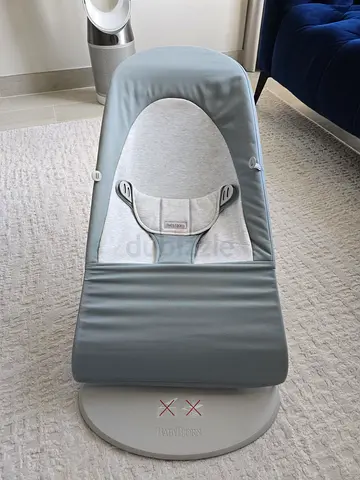 BabyBjörn Bouncer Balance Soft in Light Sage/Grey, bought from Amazon used once like new