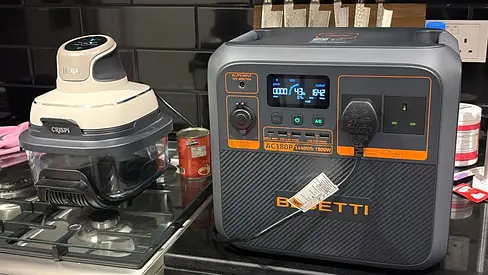 Bluetti AC180P Power Station Camping