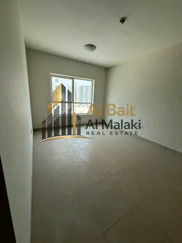 Stylish 2BR Apartment | 3 Baths | Free Parking | Prime Al Taawun Location