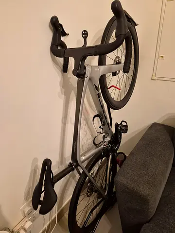 Trek Emonda -EMONDA SL 5 DISC 54 SL 2022-Lightweight road/racing bike - well maintained. Full carbon
