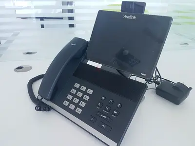 Yealink SIP Desk Phone with Touchscreen (Model T48G) - Good Working Condition