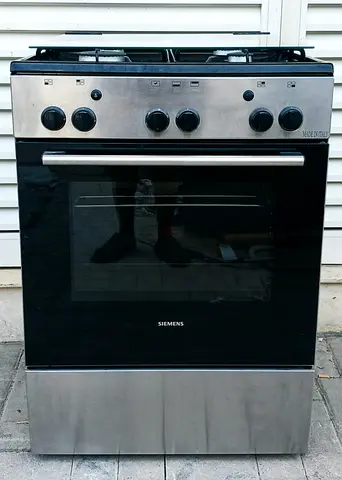 Siemens gas cooker for sale 60x60 with 4burners
