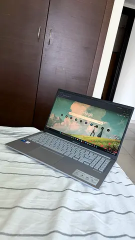 Asus vivobook 15 i7