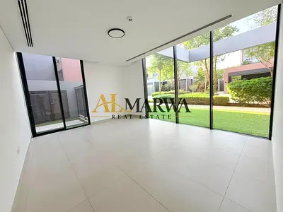 Lavish Community - Private Pool - Easy Access To Dubai
