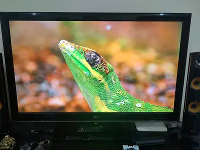 LG 43" LED TV FOR SALE.