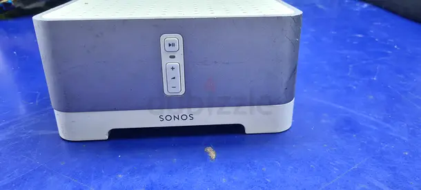 Sonos Connect: Wireless Audio Streamer (used, good condition)