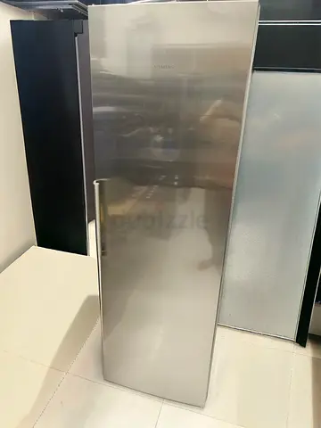 Siemens Large Upright Freezer – NoFrost – Stainless Steel