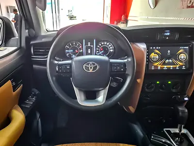 2019 Toyota FORTUNER 照片 13