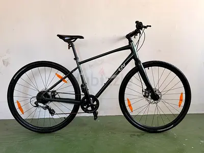 Giant Liv Alight 4 Hybrid Bike – Medium Frame | Disc Brakes Ride with confidence on one of the world