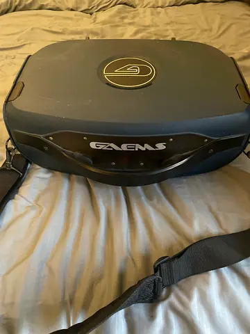 PS4 portable screen and audio system (price negotiable)