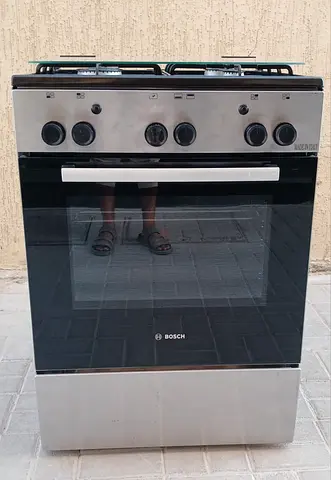 BOSCH 60x60 gas cooker with 4burners