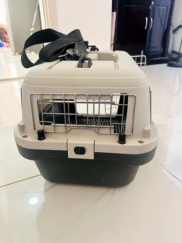 Pet carrier for small and medium pets
