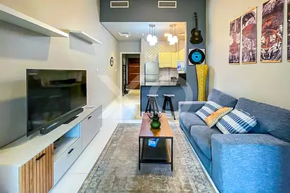 Loft Style Studio with Custom Wardrobes in JVT