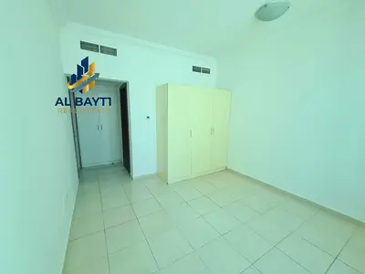 Specious 2bhk Ready To Move 1 Month Free Family building 6 Cheques only 44k