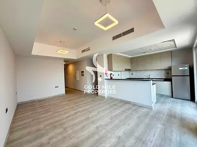 Ultra Luxury & Massive || High floor || 6-Cheques || Prime Location