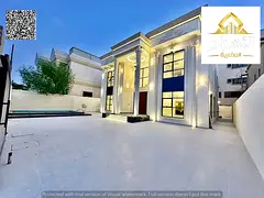 Luxury villa for sale, all-inclusive price, with elevator. Freehold ownership for life, available to