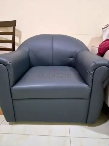 Single sofa for sale
