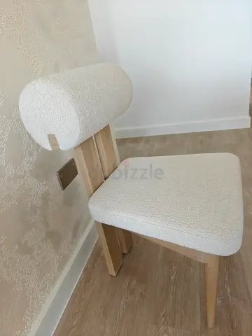 Dining chair