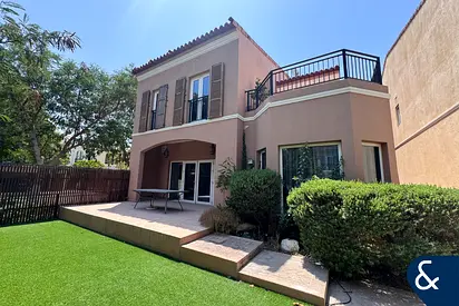 Vacant Now | Corner Unit | Upgrades | 4 Bed
