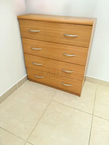 Modern Light Oak 4-Drawer Dresser / Storage Cabinet