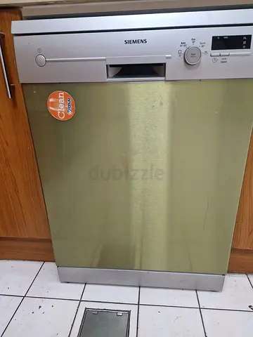 Siemens SN25D800GC freestanding stainless steel dishwasher - good working condition - new is 1550