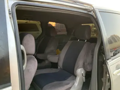 صورة 11 لـ 2010 Toyota SIENNA