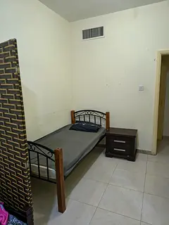 Ladies - Well maintained & comfortable room available in shabiya 11