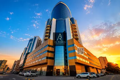 جيم ومسبح + بالتقسيط + اطلاله رائعه + بمساحه 1200 قدم + سكن او استثمار + استلام فوري
