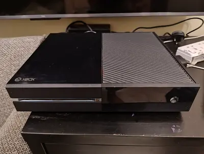 Xbox one + Three controllers + HDMI cable