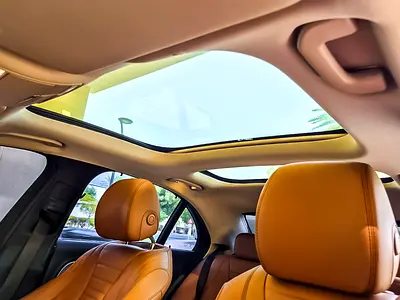 2020 Mercedes-BENZ E-CLASS photo 9