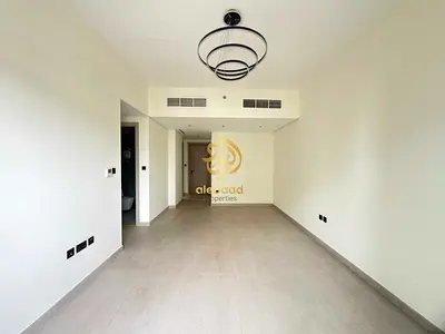 Book Now Spacious Luxury 2Bhk Apartment Family Building With Balcony