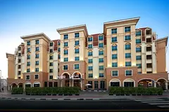 MALE BEDSPACE AVAILABLE IN DEIRA MUTEENA NEAR ABUBAKER METRO STATION