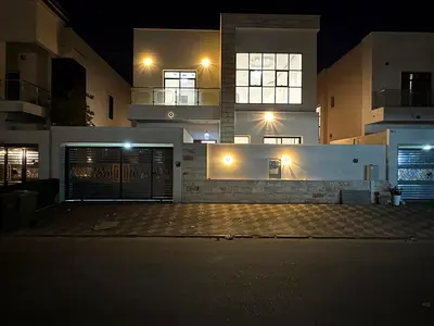 5 bedroom villa for sale in prime location at yasmeen including electricity and water and AC