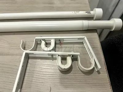 White Extendable Curtain Rods with Double Brackets — Good Condition