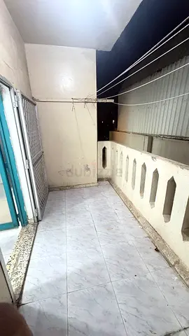 Available Bed Space for Ladies at Al Ras Area Near Old Lulu Near Emirate NBD Umm Al Quwain.