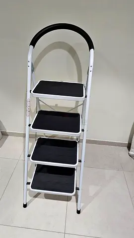 4-Step Folding Household Ladder / Step Stool - 140cm