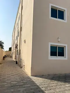 SHARING ROOM