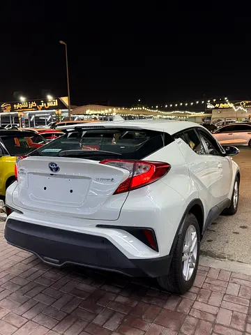 2020 Toyota C-HR photo 8