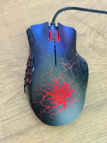 Razer naga molten special edition