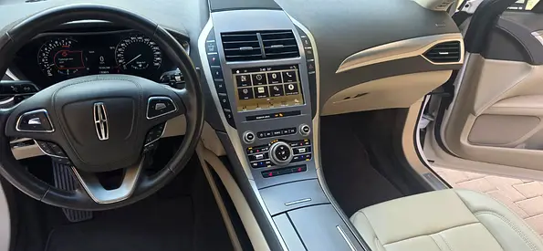 صورة 12 لـ 2019 Lincoln MKZ