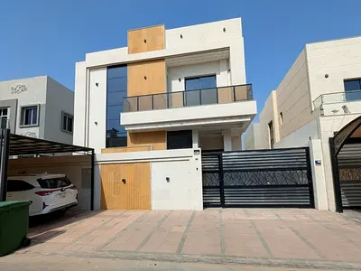 luxury 5 bedroom villa for sale in prime location at yasmeen including electricity and water and AC