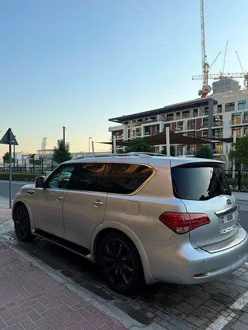 Infiniti QX56 Premium 2011 - Japanese Specs - Excellent Condition