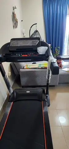 unused tradmill lifetop LT 5890 fully motorised
