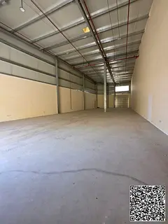 For Rent in Sharjah, Al Sajaa Industrial Area Warehouse with an area of ​​3500 sq ft