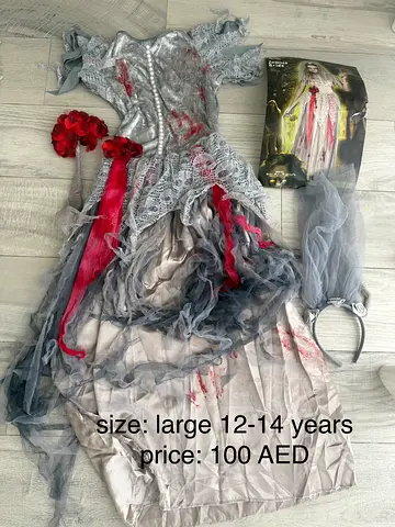 Girls zombie bride costume size 12-14 (Large) — used