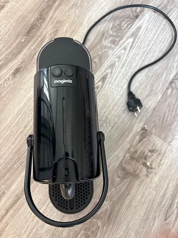 Nespresso Essenza Mini by Magimix