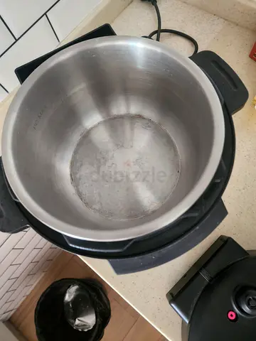 Used Nutricook electric multi-cooker / pressure cooker