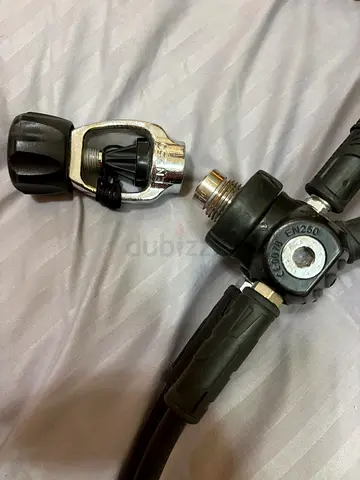 aqualung leg3nd scuba diving regulator